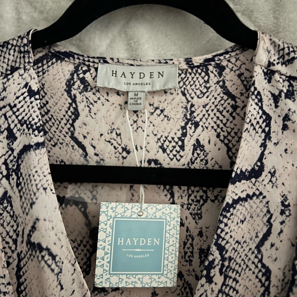 BNWT Hayden Python Print Knot Blouse - Picture 7 of 8